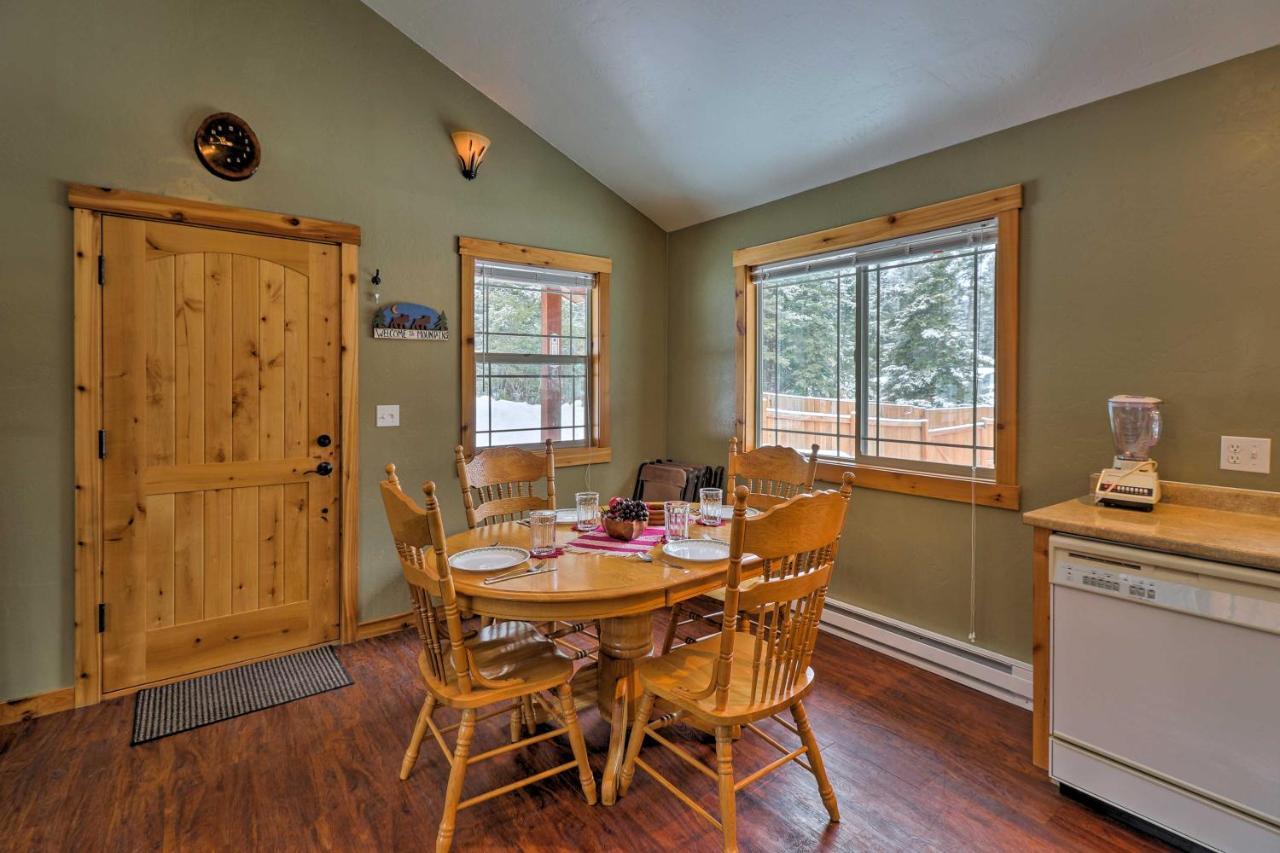 Hungry Horse Cabin Deck, Fire Pit, Near Glacier! Exterior foto